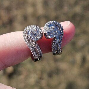 10K White Gold J Hook Diamond Swirl Cluster Earrings 15x8mm 1.00TCW
